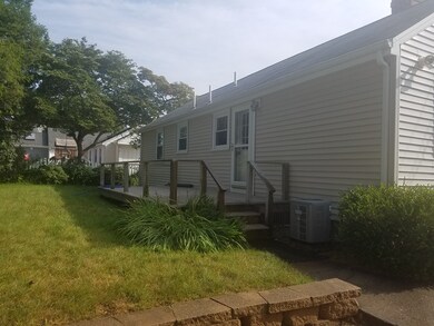 8 Bayberry Rd, Buzzards Bay, MA 02532 - photo 3