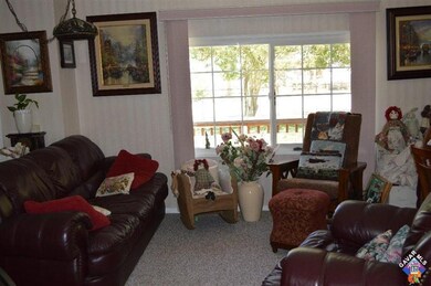 5560 Leslie Ave, Rosamond, CA 93560 - photo 4