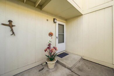 1050_NE_Butler_Market_Rd_#11-1