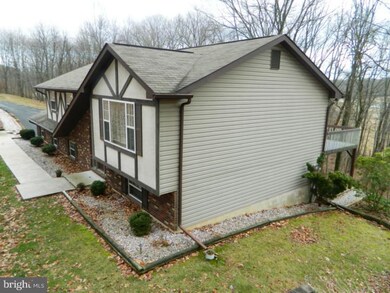 2006 Evergreen Dr, Tamaqua, PA 18252 - photo 3