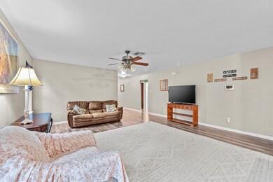 16771 Fallen Timbers Dr, Conroe, TX 77385 - photo 7