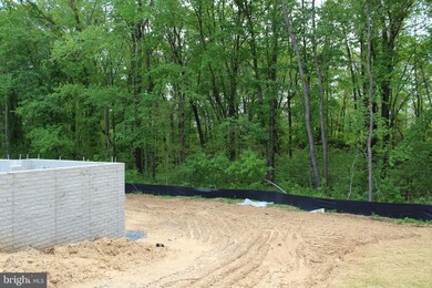 8206 Reecewood Dr, Severn, MD 21144 - photo 5