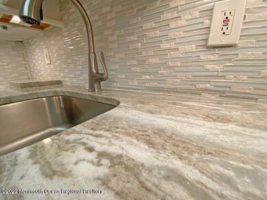 Yacht Harbor unit C3 - Aug1-Sept5, Sea Bright, NJ 07760 - photo 5