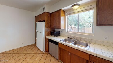 2545-N-Euclid-Ave-Kitchen(1)