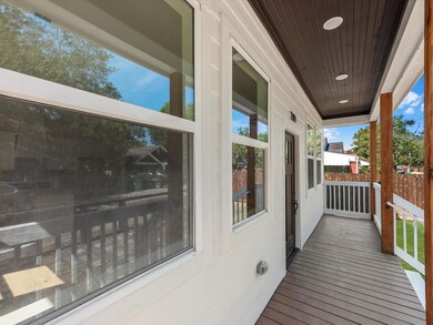 701 Walton St, Houston, TX 77009 - photo 3