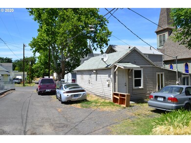 806 Union St, the Dalles, OR 97058 - photo 6