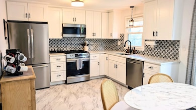 3 Bennett St, Hudson, MA 01749 - photo 4