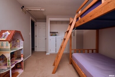 5721 N Koerner Rd, Peoria, IL 61615 - photo 7