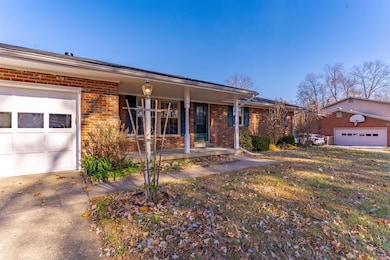 7688 Meadow Ln, Newburgh, IN 47630 - photo 3