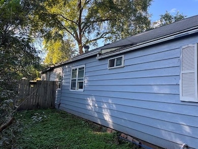 4300 NE 27th St, Des Moines, IA 50317 - photo 5