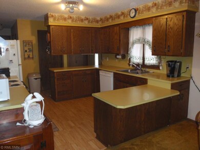 Roomy kitchen with snack counter