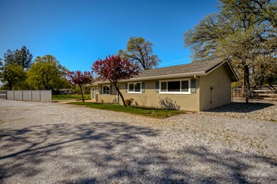 20222 Lupine Dr, Redding, CA 96002 - photo 3