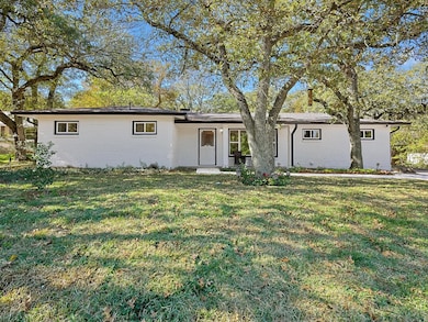 2104 Montclair Dr, Fort Worth, TX 76103 - photo 2