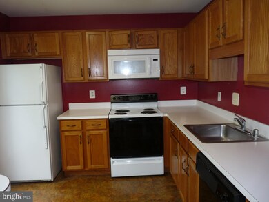 8222 Winstead Place unit 202, Manassas, VA 20109 - photo 7