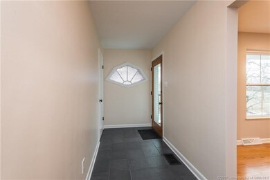 1411 Cherry St, New Albany, IN 47150 - photo 3