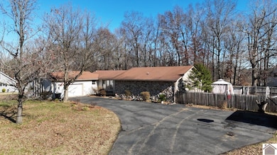 220 Terrace Ln, Paducah, KY 42003 - photo 2