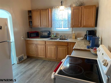 1512 7th Ave, Scottsbluff, NE 69361 - photo 6