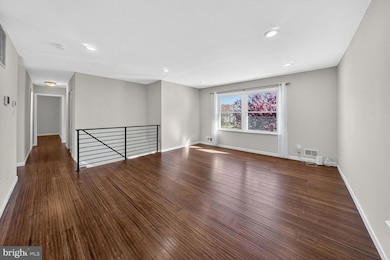 6802 Niles Dr, Laurel, MD 20707 - photo 5