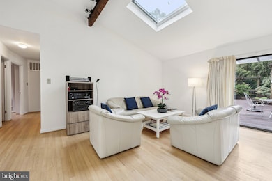 5417 Gary Place, Alexandria, VA 22311 - photo 7