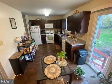 940 Craftsman Rd, Norristown, PA 19403 - photo 4