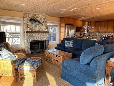 50 E End Walk, Bay Shore, NY 11706 - photo 4