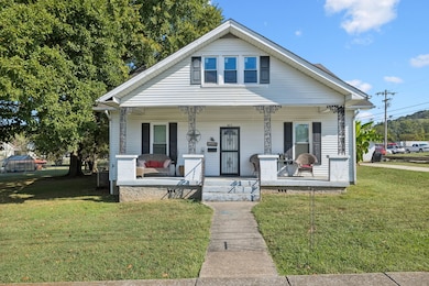 407 Jefferson Ave E, Carthage, TN 37030 - photo 2