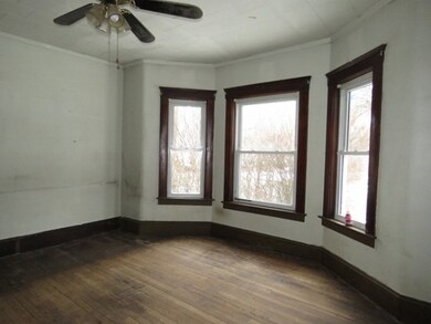 58 Elm St unit 60, Greenfield, MA 01301 - photo 4