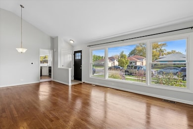 8846 N Ozanam Ave, Niles, IL 60714 - photo 6