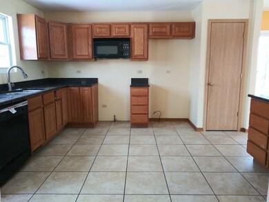 2024 N Frolic Ave, Waukegan, IL 60087 - photo 7