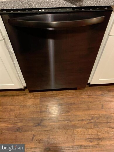 3925 Elan Ct, Bowie, MD 20716 - photo 7