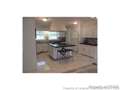 1105 Longleaf Dr, Fayetteville, NC 28305 - photo 7