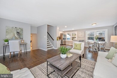 8002 Runnymeade Dr, Frederick, MD 21702 - photo 4