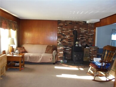 64 Uncas St, Warwick, RI 02889 - photo 3