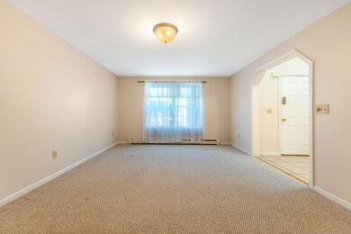 10 Ledges Ct unit 10, Lewiston, ME 04240 - photo 6