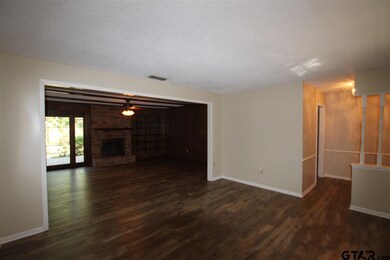 800 Rhodes Dr, Tyler, TX 75701 - photo 4