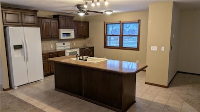 1408 Country Club Dr, Pleasant Hill, MO 64080 - photo 5