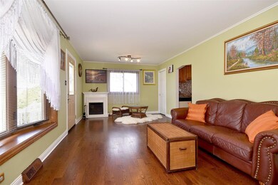 2155 Chase Ave, Des Plaines, IL 60018 - photo 7