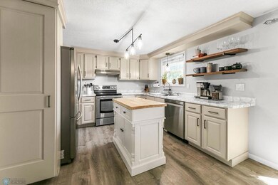 Kitchen 1