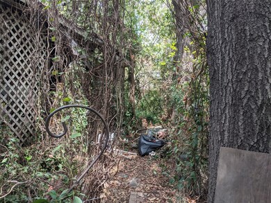 1126 Evanston St, Houston, TX 77015 - photo 6