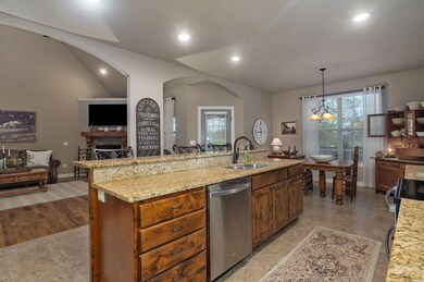 3608 N Wakefield Dr, Ozark, MO 65721 - photo 7