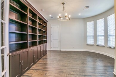 713 Strauss, Colleyville, TX 76034 - photo 5