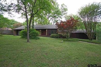 1618 1618 Jeff Davis, Tyler, TX 75703 - photo 2