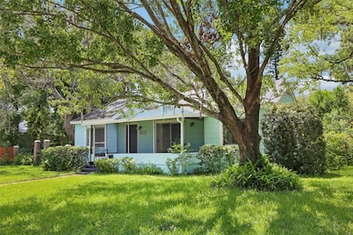 5803 Roberta Cir, Tampa, FL 33604 - photo 3