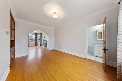 2150 W Cortez St unit 3E, Chicago, IL 60622 - photo 2