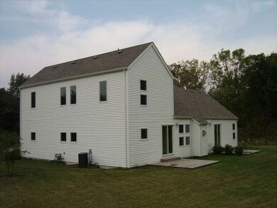 1337 Bluebell Ln, Batavia, IL 60510 - photo 2