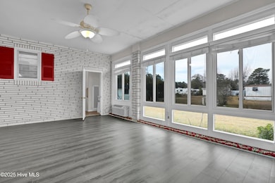 2152 N Carolina 172, Sneads Ferry, NC 28460 - photo 4