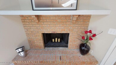 8030 Hilsdale Rd, Jacksonville, FL 32216 - photo 7