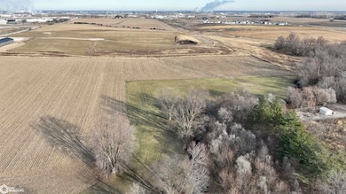 115 Benesh Ln, Cedar Rapids, IA 52404 - photo 3