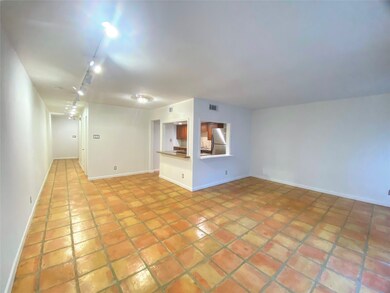 3918 Mandell St, Houston, TX 77006 - photo 4