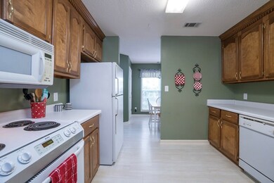 137 Crest Mont Dr, Macon, GA 31206 - photo 7